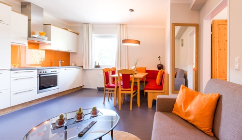 Apartamento familiar, 1 habitación, balcón, junto a la montaña