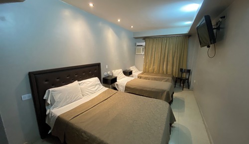Habitación cuádruple estándar
