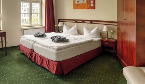 Apartamento superior, 1 cama de matrimonio grande con sofá cama, cocina