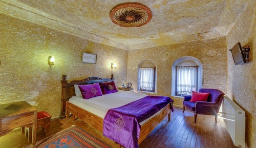 Economic Cave Room-102