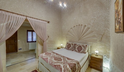 Deluxe Cave Terrace-203