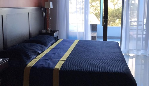 Deluxe House, 3 Bedrooms, Private Pool, CASA EN EL CIELO