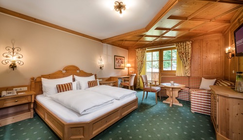 Suite junior, balcón, vistas a la montaña (Hohe Tauern)