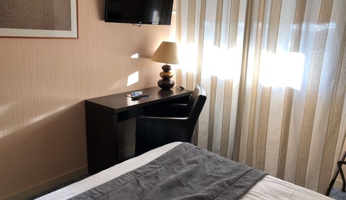 Habitación superior con 1 cama doble o 2 individuales