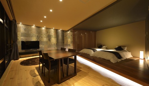 Habitación superior con 2 camas individuales, no fumadores, vistas al río (BOTAN)