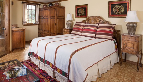 Suite, 1 cama de matrimonio grande, bañera de hidromasaje, vistas a la montaña