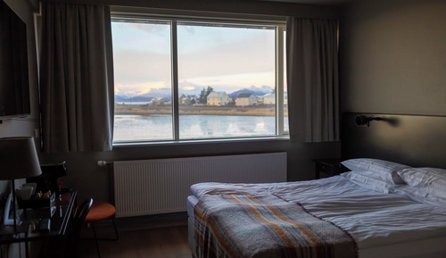 Habitación doble (with Glacier View)