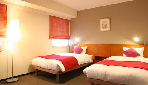 Habitación estándar con 2 camas individuales, solo para mujeres (Lady's Floor Standard Twin Room)