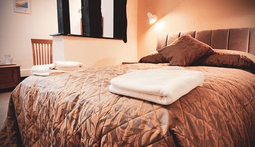 Habitación doble, baño privado