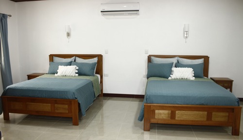 Habitación Deluxe doble, 2 camas dobles