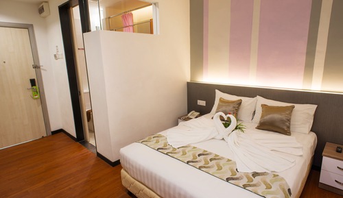 Habitación Deluxe doble, 1 cama de matrimonio, no fumadores, sin ventanas