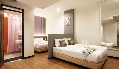 Habitación familiar, 2 camas dobles, no fumadores, vistas a la ciudad