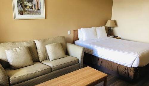 Habitación, 1 cama de matrimonio con sofá cama, cocina básica