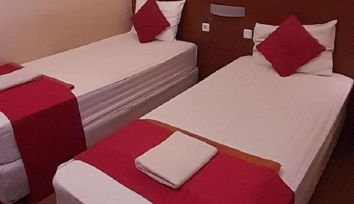 Standard Twin Room