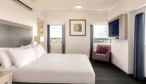 Habitación estándar, 1 cama de matrimonio, vistas a la ciudad
