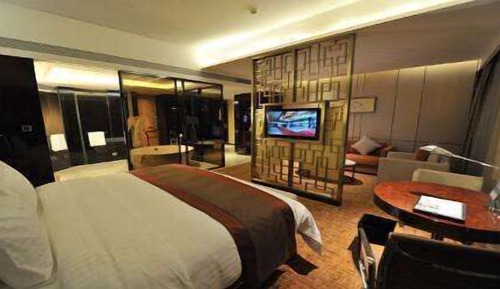Suite Deluxe, 1 cama de matrimonio grande con sofá cama (Club Deluxe)