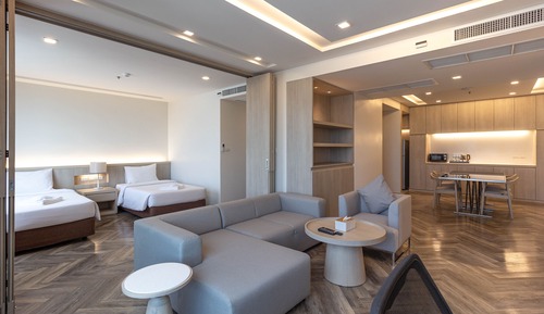 Jacuzzi Suite 2 Bedroom