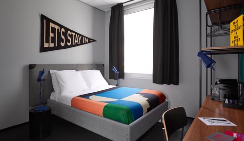 Estudio ejecutivo, 1 cama de matrimonio