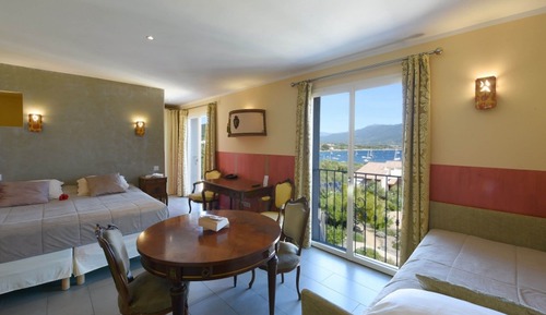 Suite, vistas al mar