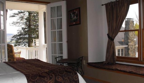 Casa adosada, 2 habitaciones, vistas al lago