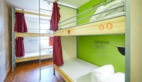 Dormitorio compartido, dormitorio mixto, baño compartido (4 Bed Dorm)