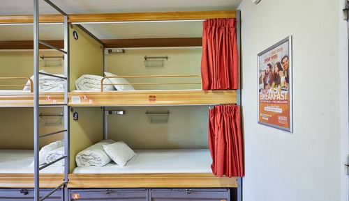 Dormitorio compartido, dormitorio mixto, baño compartido (10 Bed Dorm)