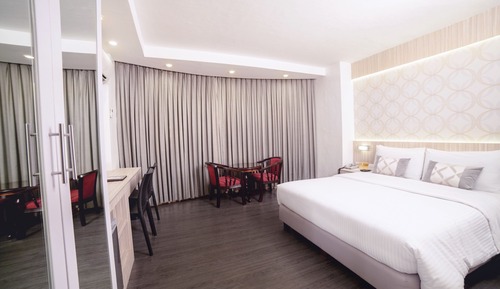 Habitación Premier (Greenbelt Mall View)