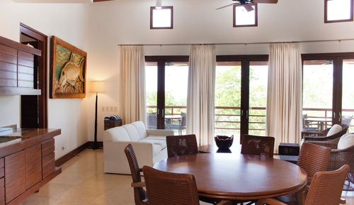 Villa, 4 habitaciones, frente a la playa
