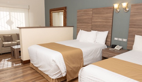 Suite, 2 camas dobles, no fumadores, frigorífico y microondas