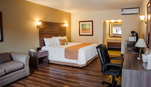 Suite, 1 cama de matrimonio grande, no fumadores, frigorífico y microondas