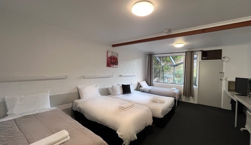 Habitación familiar (Motel for 4 Guests)
