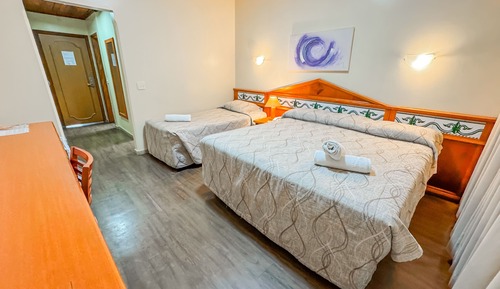 Habitación cuádruple estándar