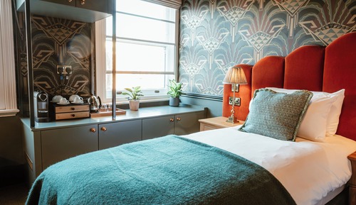 Habitación clásica con 1 cama doble o 2 individuales