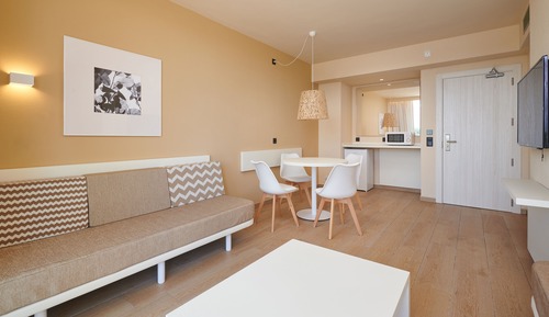 Apartamento, 1 habitación, balcón