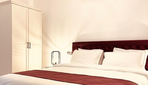 Amethyst Suite