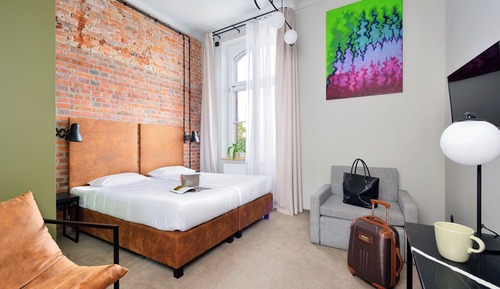 Habitación Deluxe con 1 cama doble o 2 individuales (z możliwością dostawki,budynek Główny)