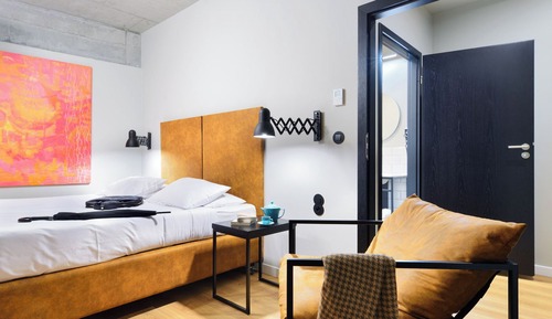 Habitación estándar con 1 cama doble o 2 individuales (budynek Oficyna)