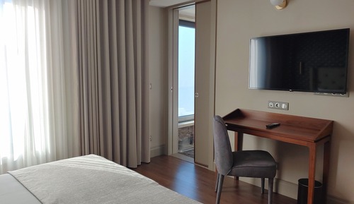 Habitación estándar con 1 cama doble o 2 individuales
