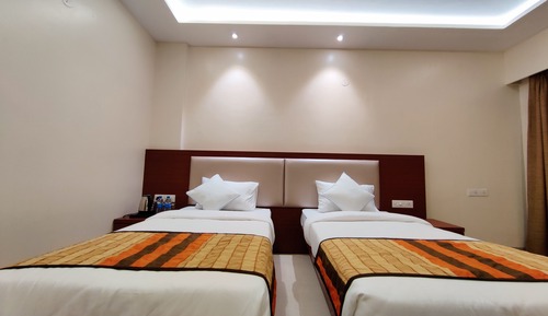 Habitación Deluxe con 2 camas individuales, balcón