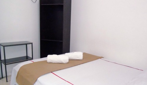 Habitación básica doble (Habitacion 1 Cama Queen)