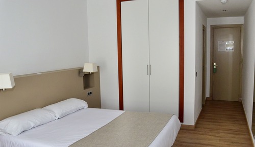 Habitación Deluxe con 1 cama doble o 2 individuales