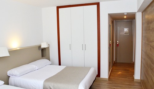 Habitación cuádruple Deluxe