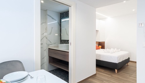 Premium Apartment