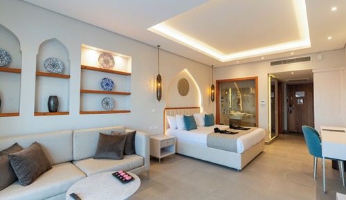 Junior Swim-Up Suite