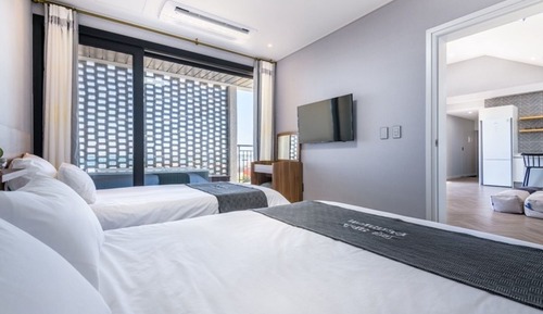 Room (Mod 25 ping (ocean view spa) -2)