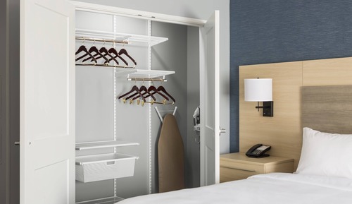Estudio, 1 cama de matrimonio grande (Mobility Accessible, Roll-in Shower)