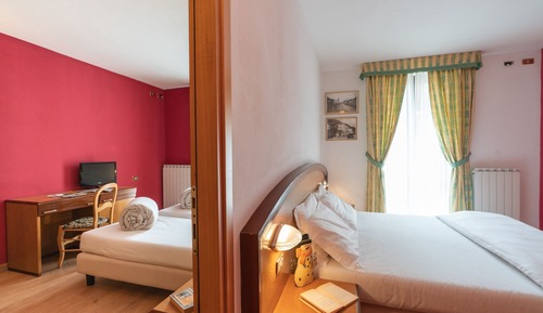 Habitación familiar, balcón