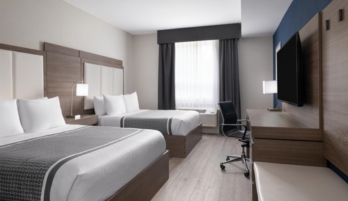 Suite familiar, varias camas, no fumadores, frigorífico y microondas