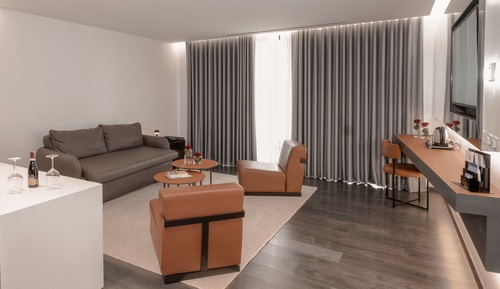 Suite familiar