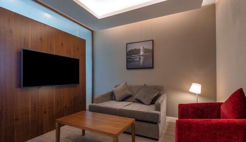Habitación familiar, vistas parciales al mar